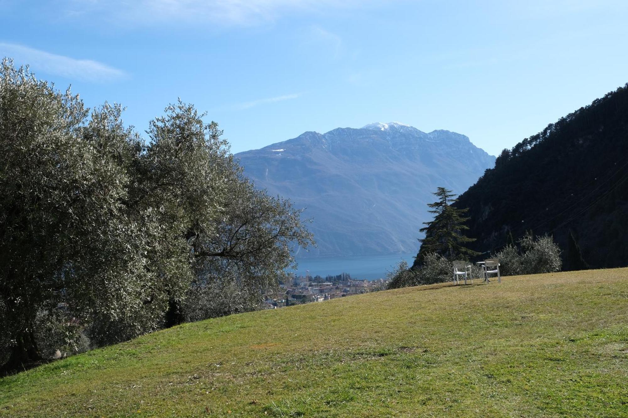 Casa Segantini - Panorama Pool Apartment Gavazzo Nuova Esterno foto