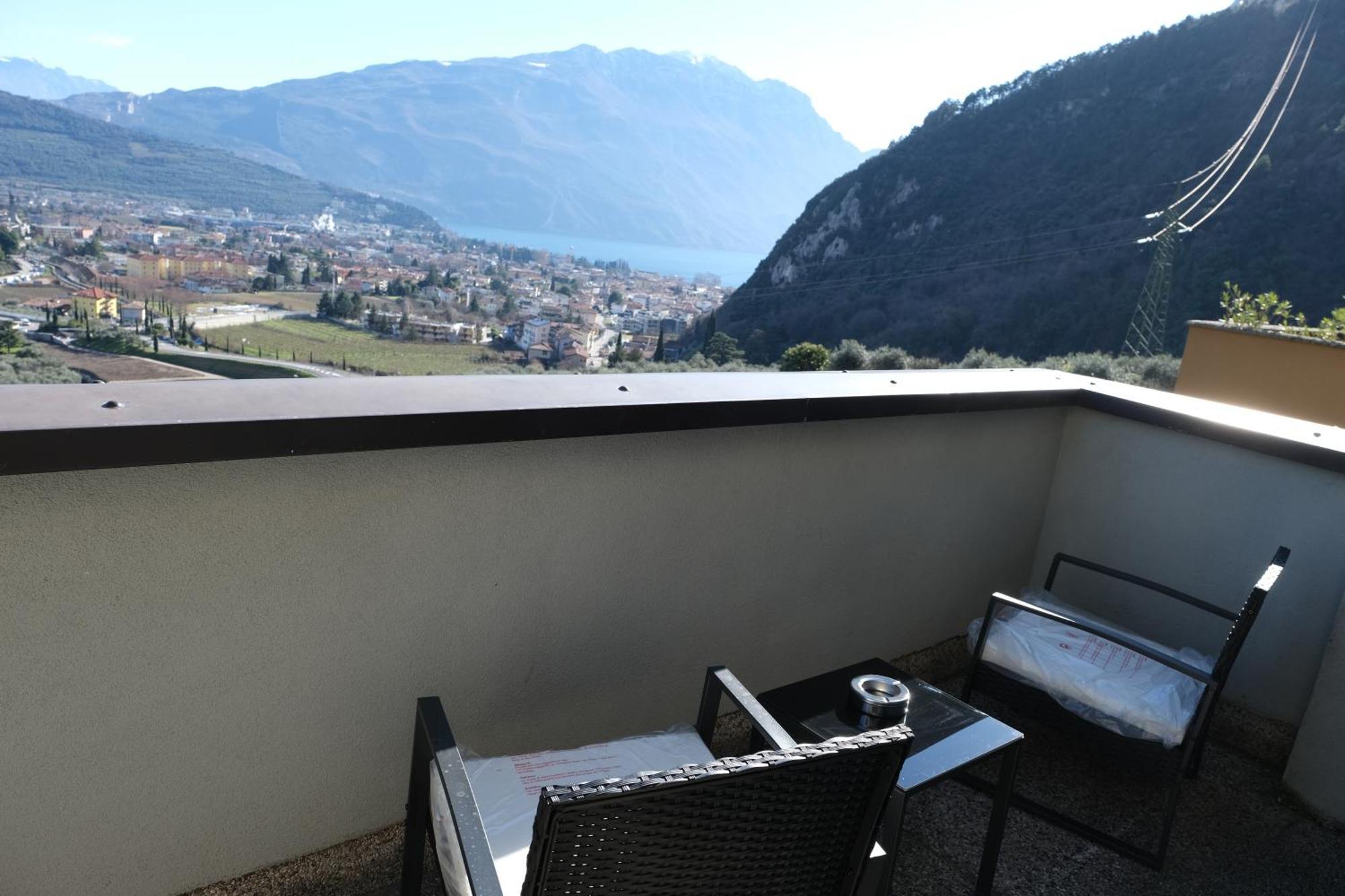 Casa Segantini - Panorama Pool Apartment Gavazzo Nuova Esterno foto